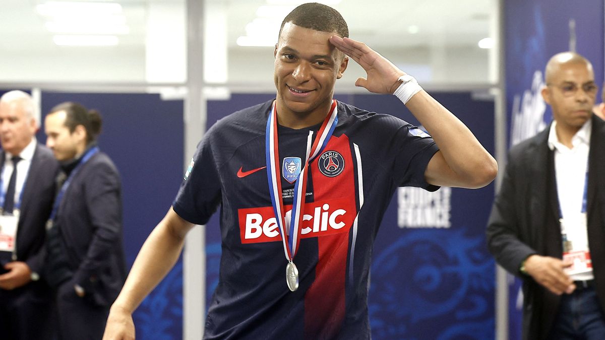 Kylian Mbappé Joins Real Madrid: What His Signing Means for the Clubs Future