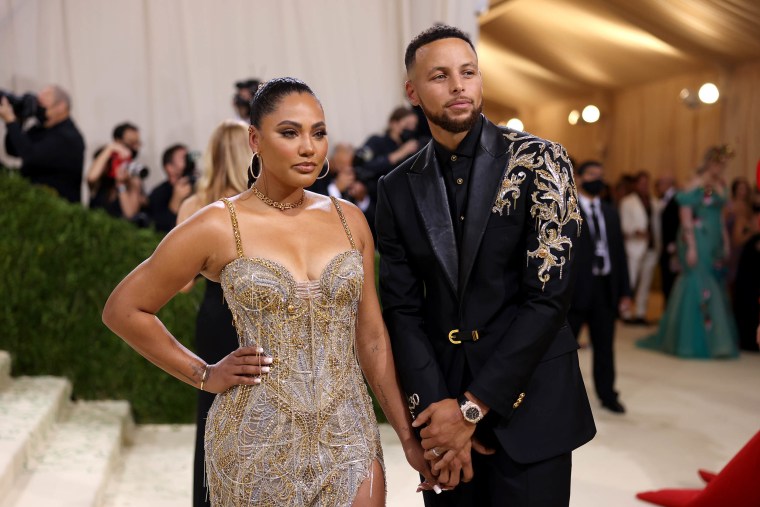 Who Is Ayesha Curry? Exploring the Life of Steph Currys Wife and Entrepreneur