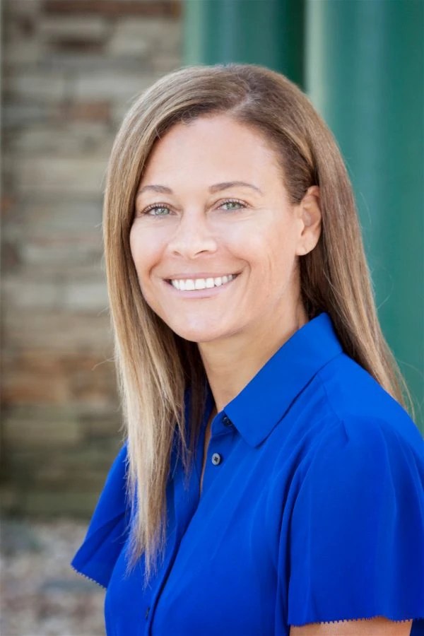 Discovering Sonya Curry: From Volleyball Star to Entrepreneur and Author