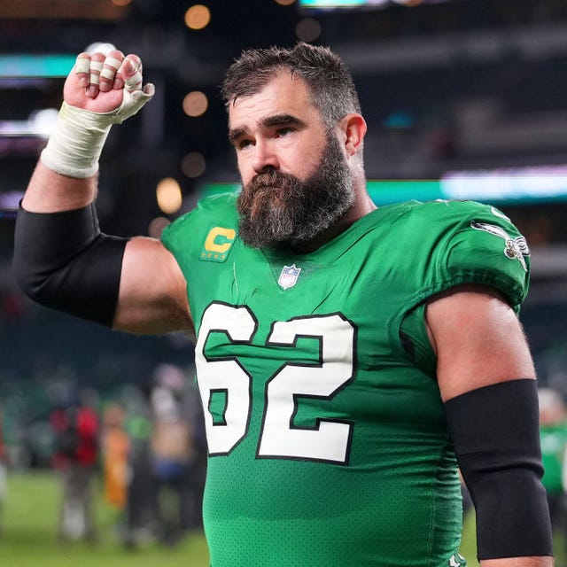 Jason Kelce Salary and Contract (Find Out How Much He Makes Per Year)