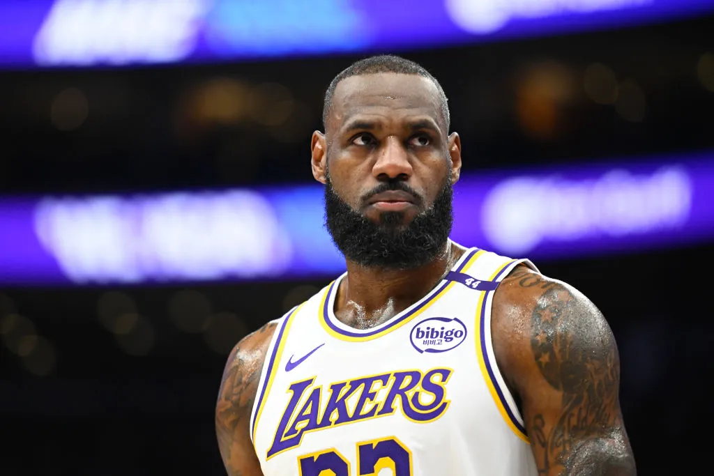 LeBron News: Is He Staying or Going? All the Rumors in One Place