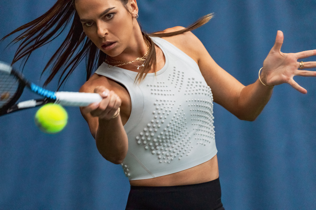 Ajla Tomljanovic Tennis: What Racket Does She Use? (Her Gear and Game Secrets!)