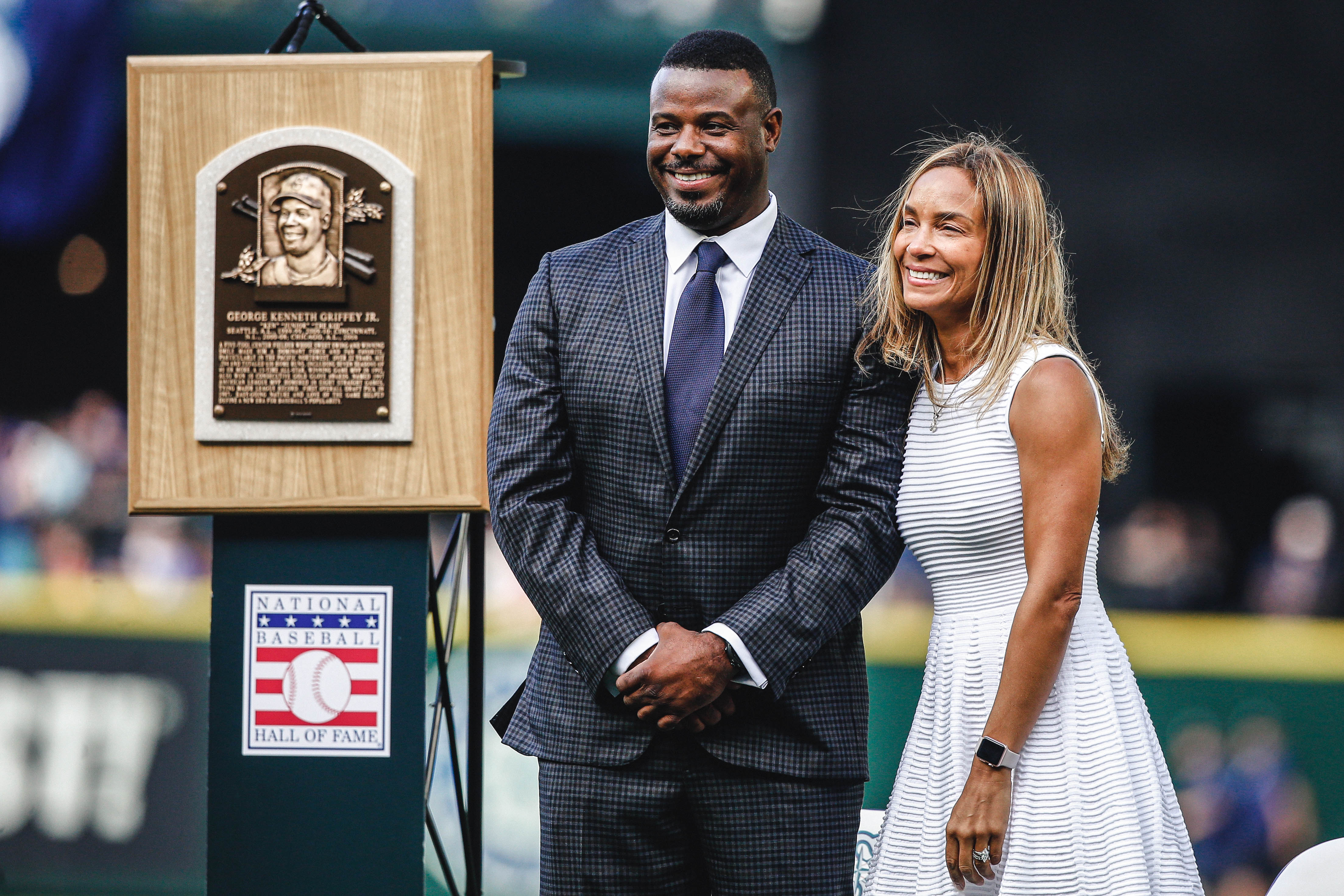 Who Is Ken Griffey Jr.s Wife? A Quick Look at Their Marriage